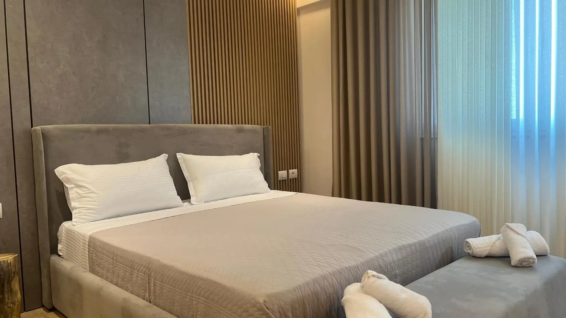 Apartment City Center Suite Tirana